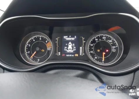 2019 Jeep Cherokee Latitude Plus 4X4 from USA, damaged, VIN 1C4PJMLB6KD139626